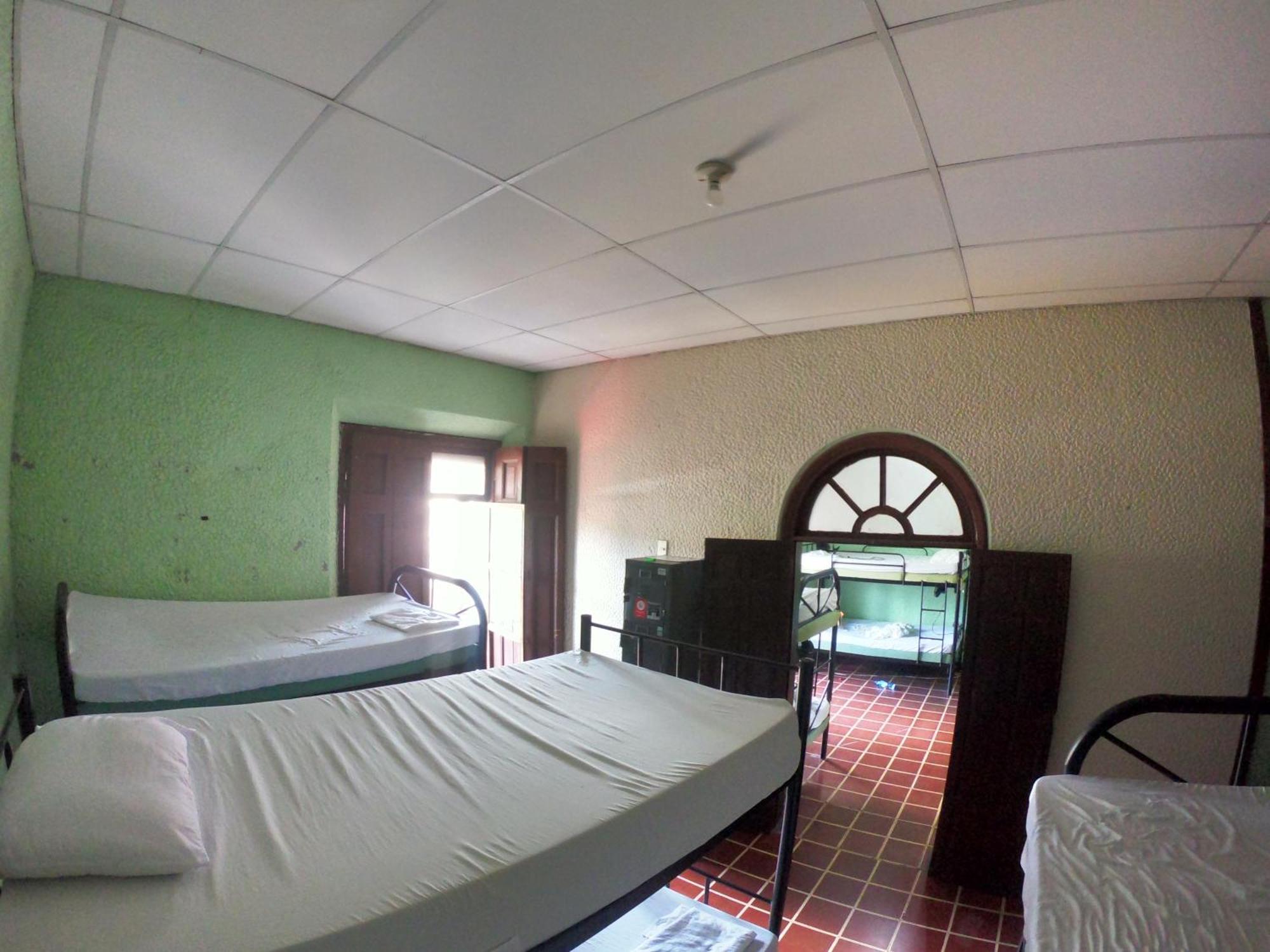 Ricks Hostel Santa Ana Exteriér fotografie