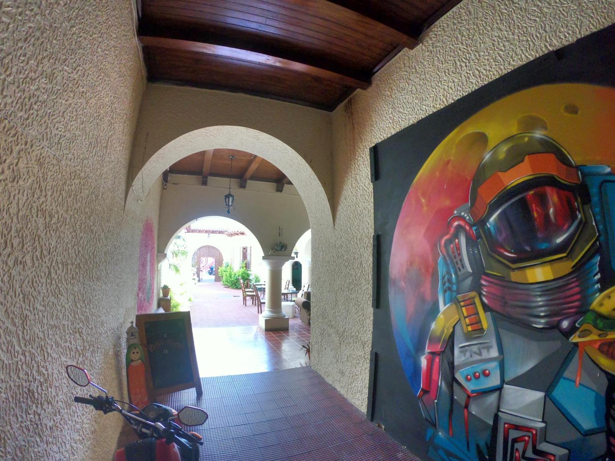 Ricks Hostel Santa Ana Exteriér fotografie